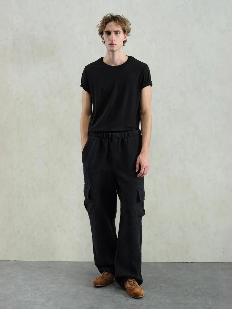 جيستو بنطلون جيستو واسع الساق بنسيج بارز وسهل الارتداء